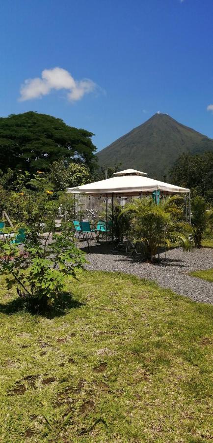 Chongos Place La Fortuna Exterior photo